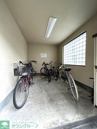 クレッセント小石川植物園の物件内観写真